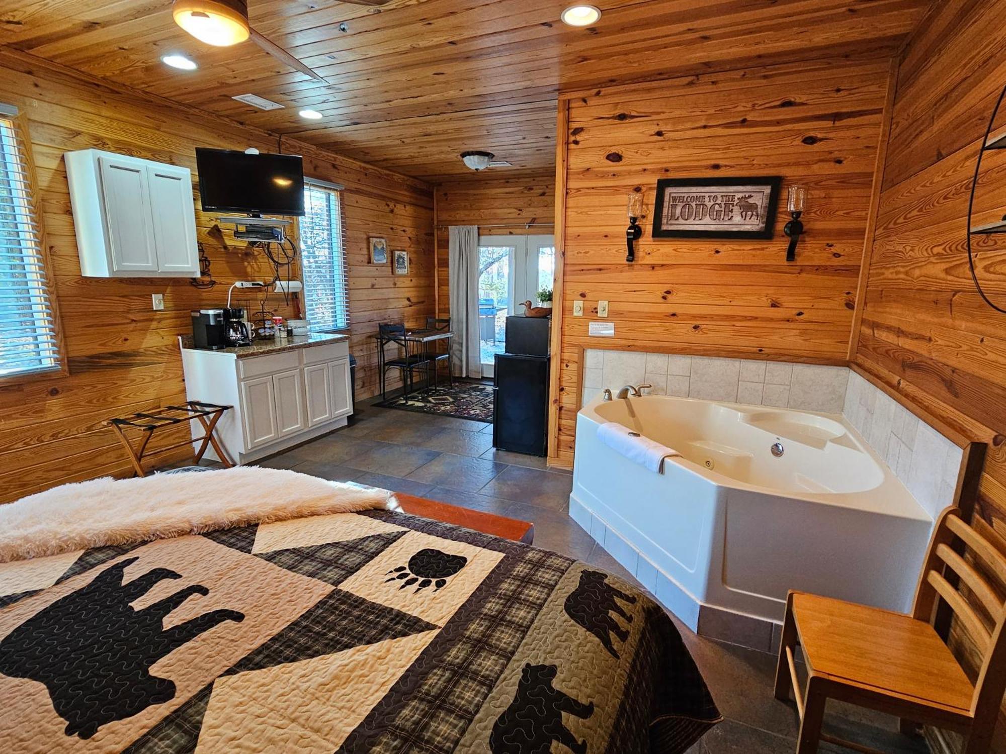 5 Min To Beaver Lake-King Bed-Fire Pit-Jetted Tub #2 Eureka Springs Exterior foto